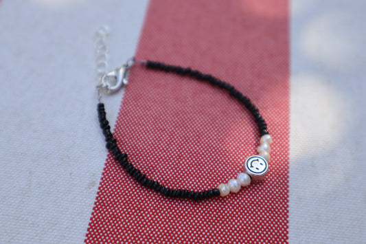 Armband: zilveren smiley - zwart