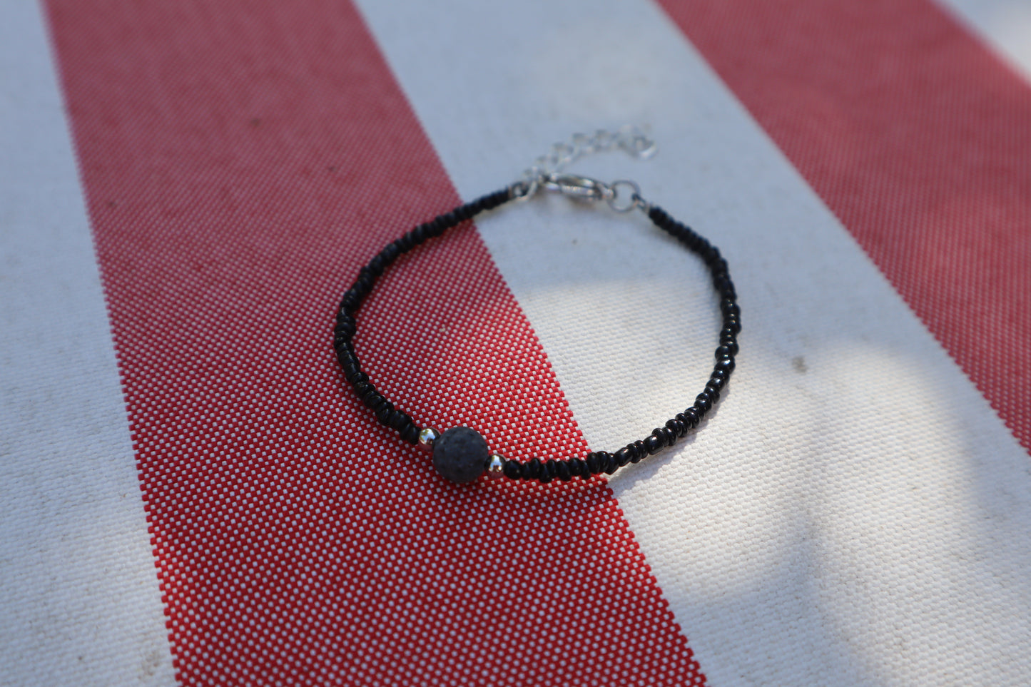 Armband: zwarte natuursteen - zilver