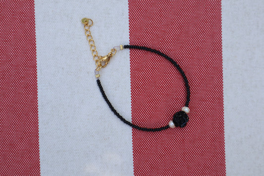 Armband: Zwarte roos - goud, zwart