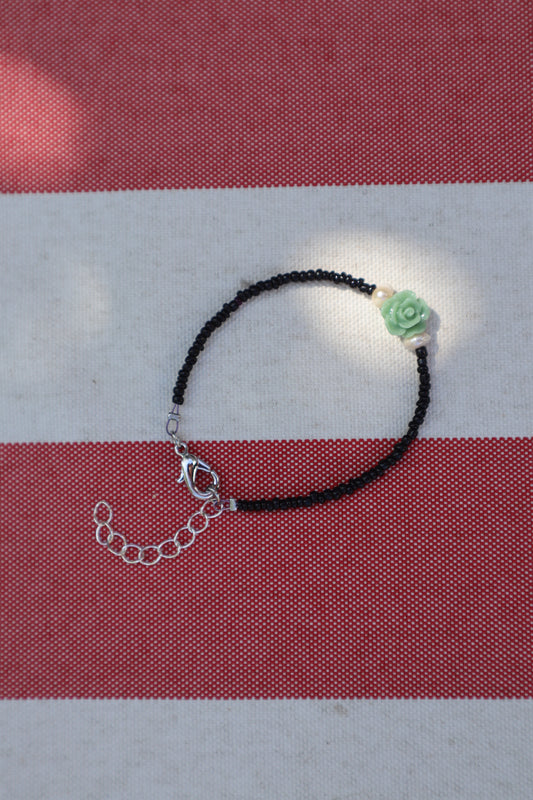 Armband: groene roos - zilver, zwart