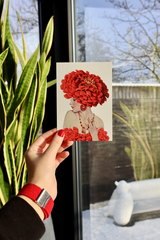 Kaart: rode bloemenvrouw
